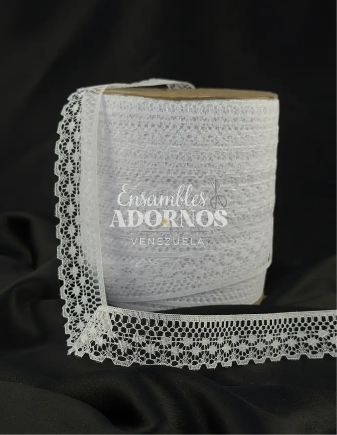 ENCAJE RIGIDO CHAVELA 3CM (ROLLO X 250 MTS)