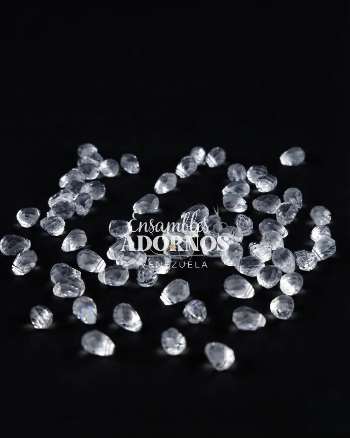 ACRILICO LAGRIMA 5X8MM (PQT X 500GRS)
