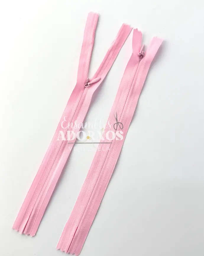 CIERRE INVISIBLE 20CM (PQT X 25 UND)