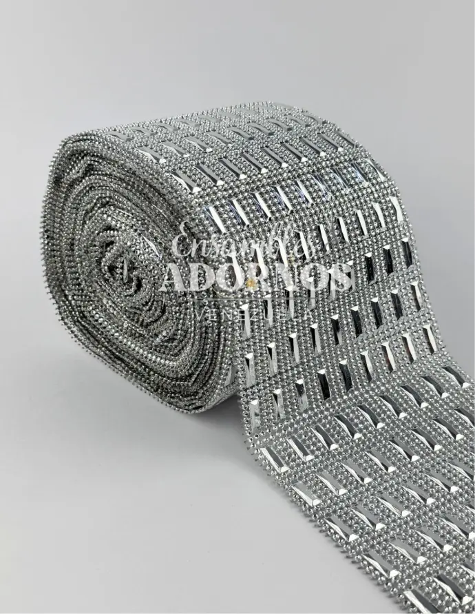 STRASS PLASTICO RECTANGULO 9L (ROLLO X 10 YDS)