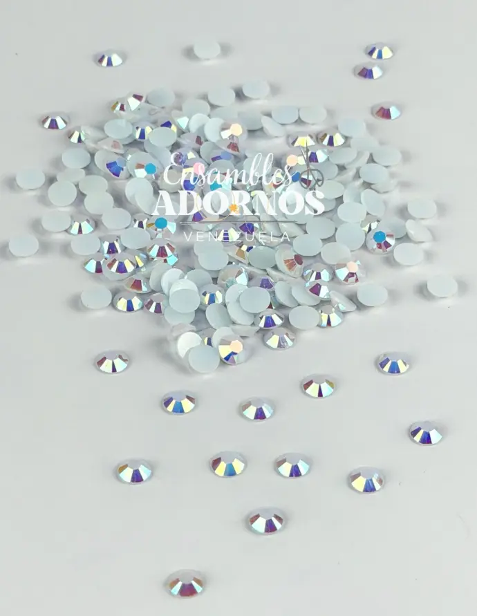 PIEDRA PLASTICA (CALIDAD AAA) 6MM (PQT X 5000 UND)
