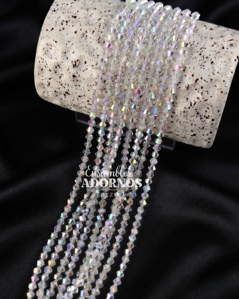 CRISTAL CHECO ROMBO 4MM (MAZO X 10 SARTAS/ SARTA X80UND)