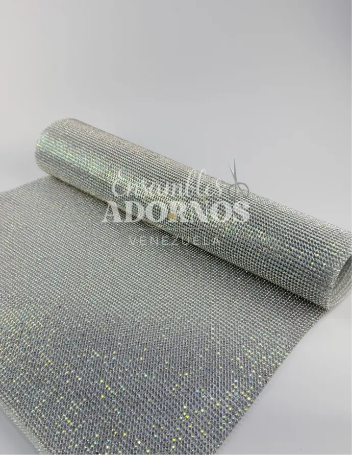 LAMINA DE STRASS CALIDAD AAA (UNIDAD 23.5X45CM)