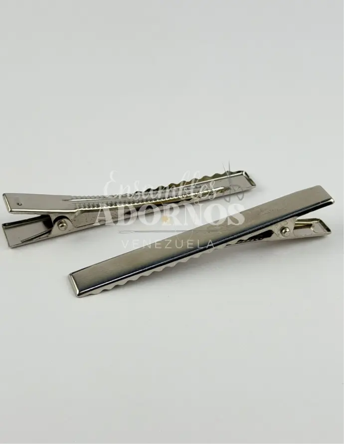 PINZA CAIMAN CUADRADA 6.5CM (PQT X 500UND)