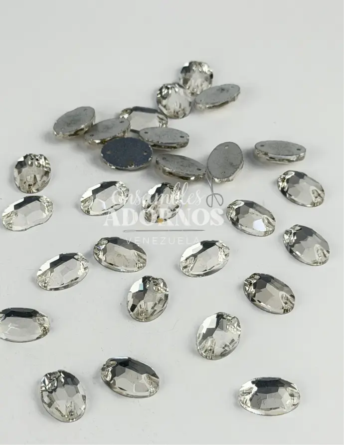 PIEDRA HILO VIDRIO OVALADA 10X14MM (PQT X 100 UND)