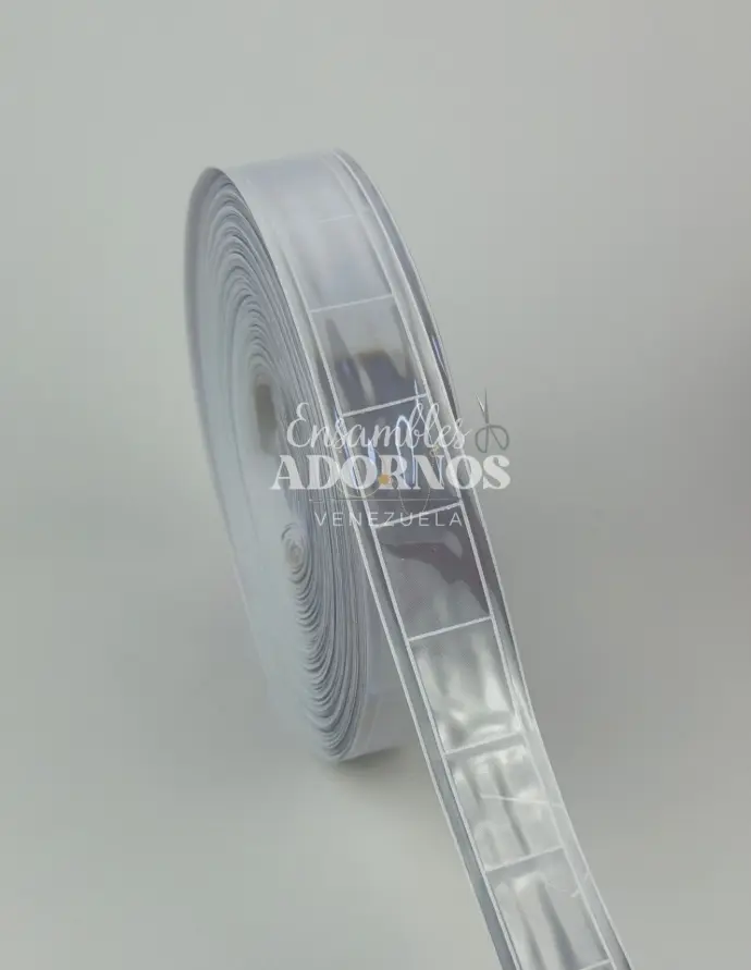 CINTA PLASTICA REFLECTIVA 3.8 CM (ROLLO X 50 MTS)