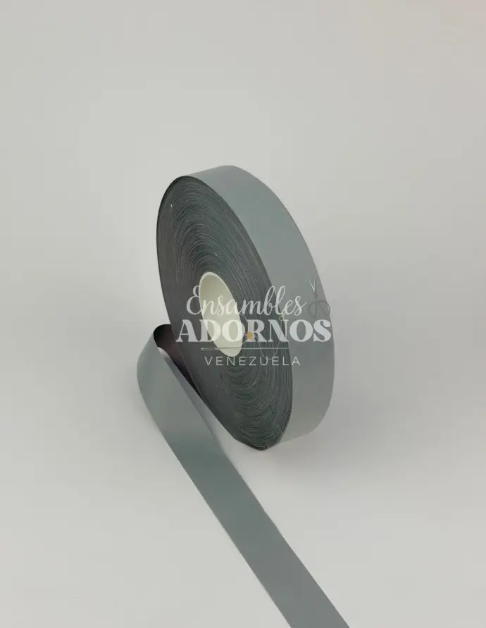 CINTA REFLECTIVA TELA GRIS AAA 2.5 CM (ROLLO X 100 MTS)