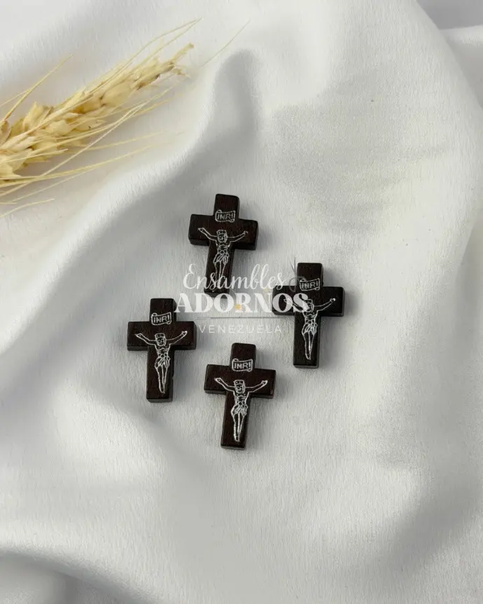 CRUZ DE MADERA 2.2X1.4CM (PQT X 100UND)