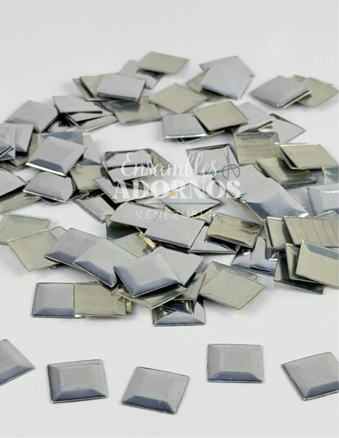 TACHE PLANCHA CUADRADO 13X13MM PQT X 200 GRS  