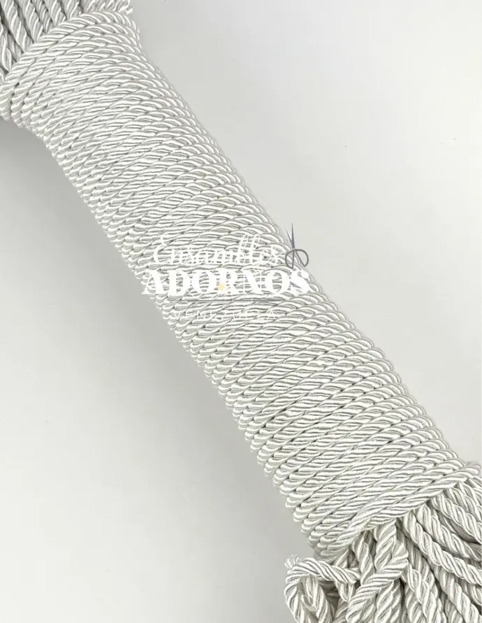 CORDON TRENZADO SEDA 5MM (MADEJA X 50 YDS)