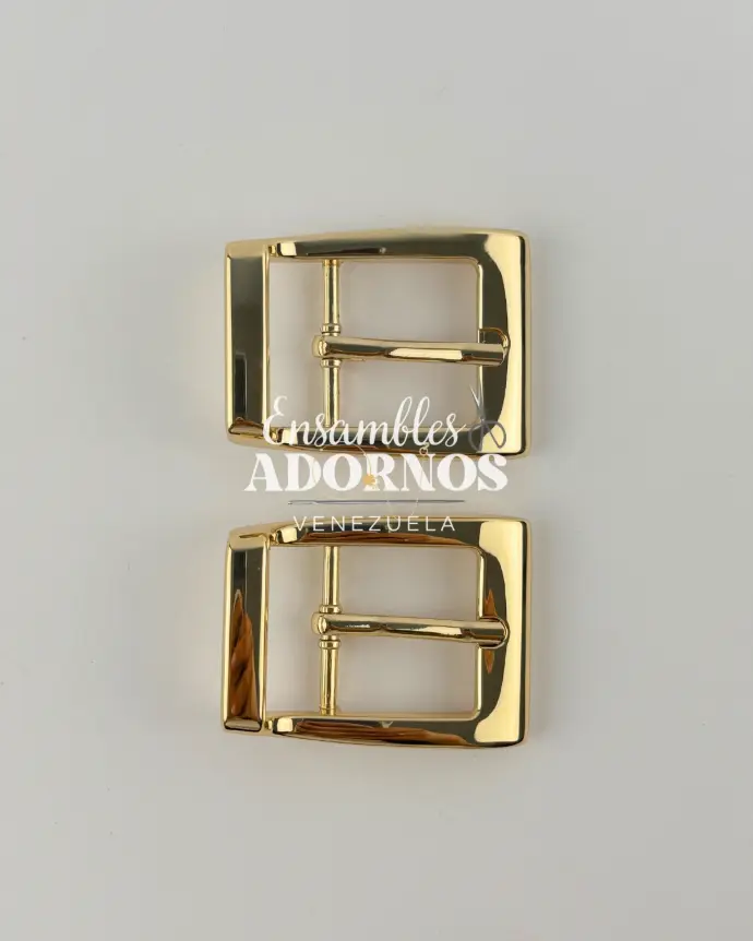 HEBILLA METALICA PARA CORREA 5.6X4.1CM (PQT X 10 UND)
