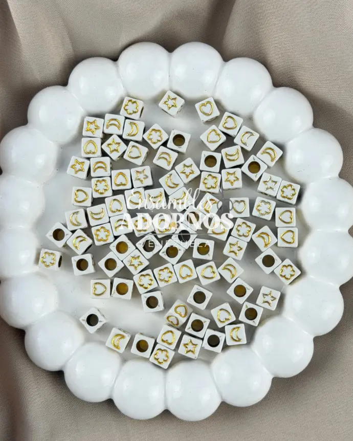 PEPA NYLON CUBO MIX FIGURAS SURTIDAS 6X6MM (PQT X 500 GRS)
