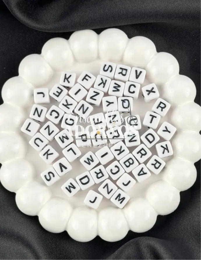 PEPA NYLON CUBO LETRAS 8X8MM (PQT X 500 GRS)