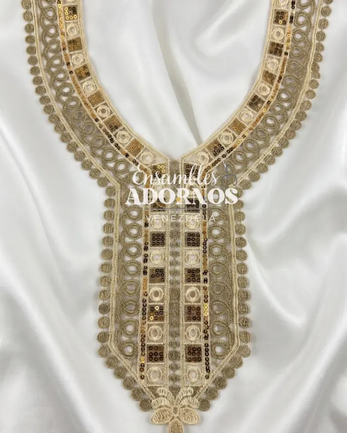 CUELLO LENTEJUELA 28X37CM (UNIDAD)  