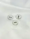 BOTON TENTACION OJO NEGRO 2 HUECOS 24L (PAQUETE X 500UNID)