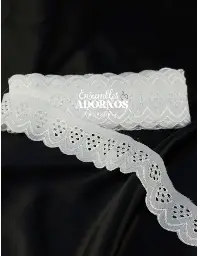 TIRA BORDADA (LETÍN) 5.5CM (PZA X 15 YDS)